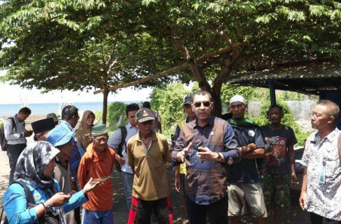 Anggota DPR RI Datangi Pembangunan Pagar Tembok Pelabuhan Jangkar yang Ditolak Warga