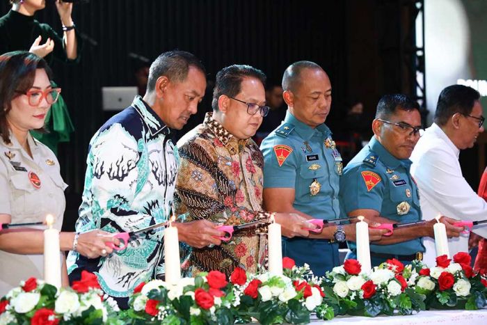 Hadiri Peringatan Natal, Pj Gubernur Adhy Gaungkan Nilai Cinta Kasih dalam Keberagaman