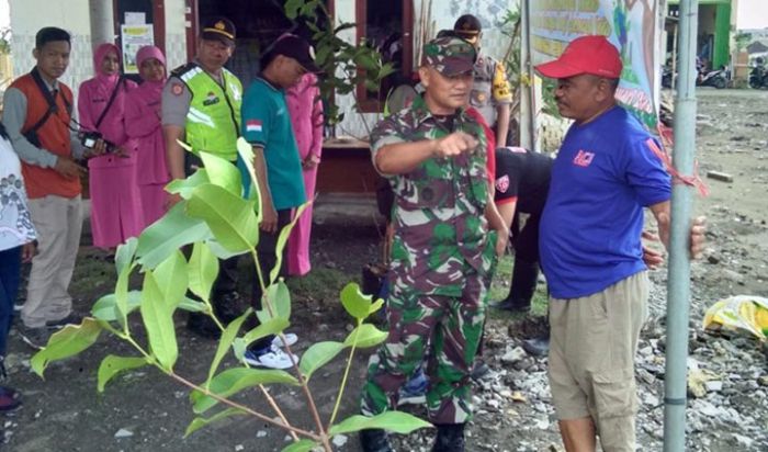 Tanam Pohon, Danramil Tandes Berharap Bisa Kurangi Polusi