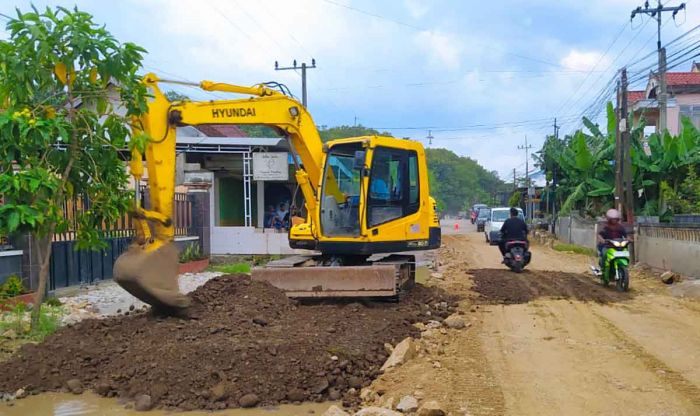 Pemkab Tulungagung Perbaiki Jalan di Sejumlah Titik Jelang Mudik Lebaran