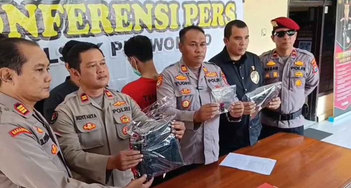 Polisi Ringkus Pemuda yang Curi Perhiasan Nenek Tiri di Pasuruan