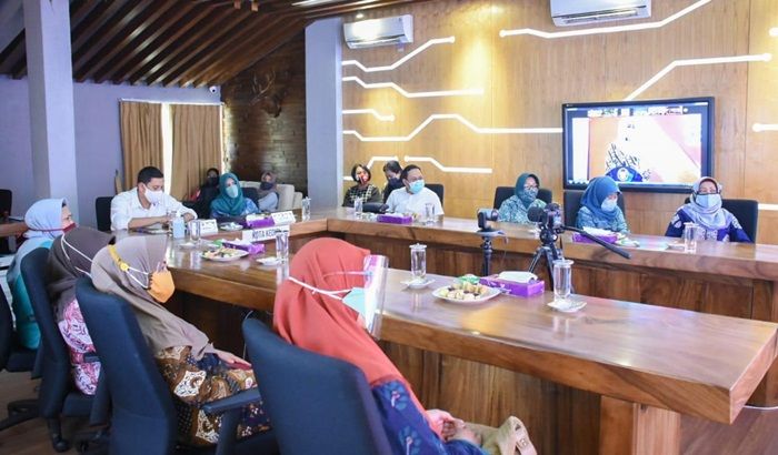 ​Wali Kota Kediri Ikuti Launching Virtual Gerakan 26 Juta Masker se-Jatim
