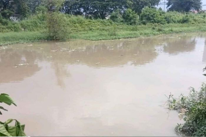 Remaja Perempuan Dikabarkan Tenggelam di Sungai Medokan Semampir Surabaya