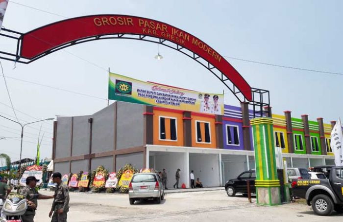 Pemkab Gresik Dianggap Tak Peduli Grosir Pasar Ikan Modern