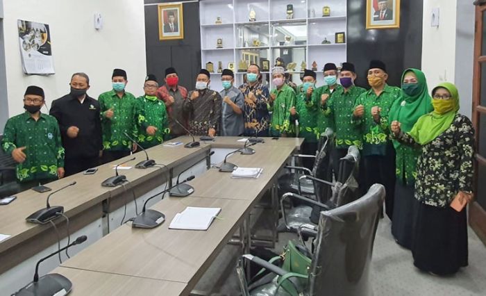 Jangan Khawatir, Guru Swasta di Gresik Juga Dapat Jatah BLT JPS Dampak COVID-19