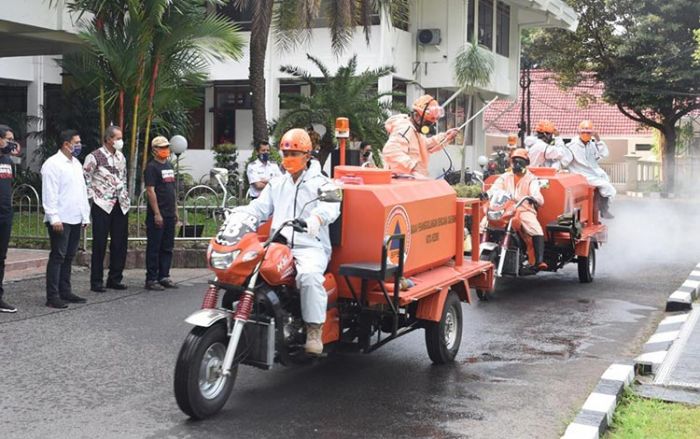 Wali Kota Kediri Berangkatkan Tim Operasi Gabungan Guna Penyemprotan Disinfektan