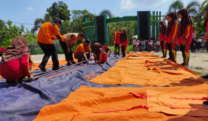 BPBD, Damkar, dan FPBI Beri Pelatihan Kebencanaan Pelajar MAN 4 Baureno