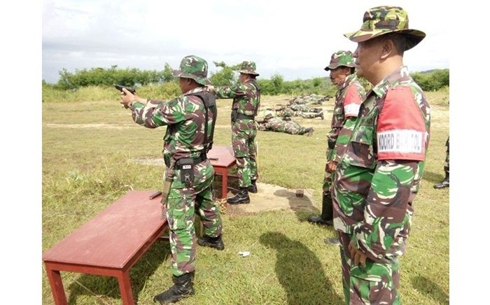 Ratusan Personil TNI Makodim 0801 Pacitan Digembleng Latbak