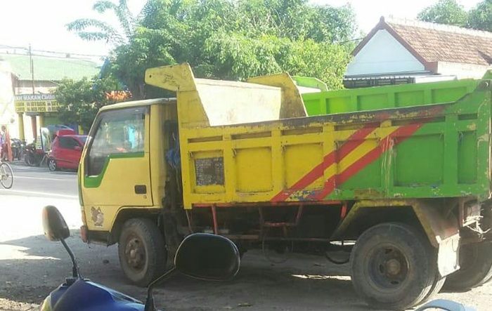 Parkir Depan Rumah, Dump Truk di Kedunggalar Ngawi Raib Digondol Maling