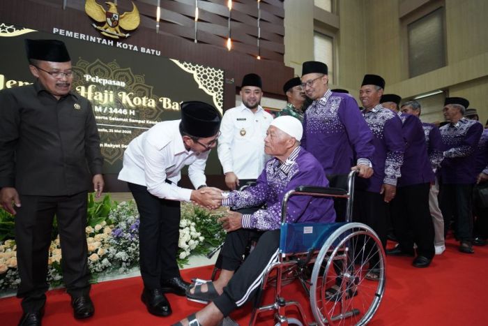 Pemkot Batu Lepas Keberangkatan 197 Jemaah Calon Haji Tahun 2025 Pemkot Batu Lepas Keberangkatan 197 Jemaah Calon Haji Tahun 2025