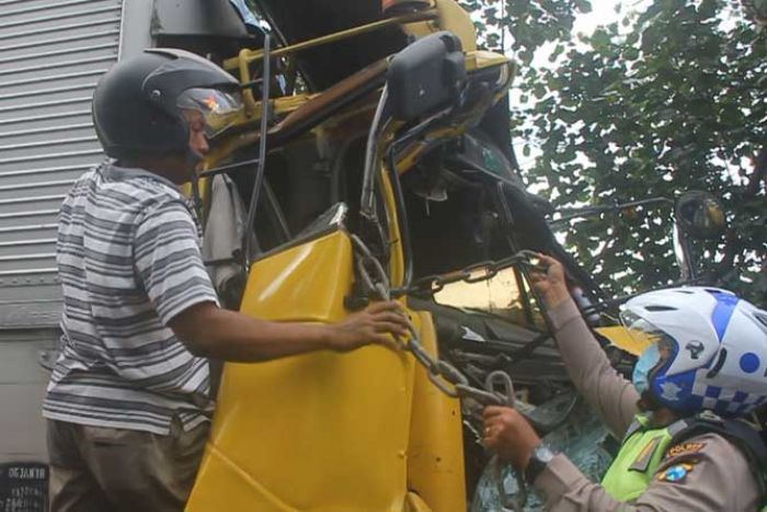 Nyeruduk Truk Gandeng di Simpang Lima Bypass Kenanten, Sopir Wing Box Tewas di Rumah Sakit