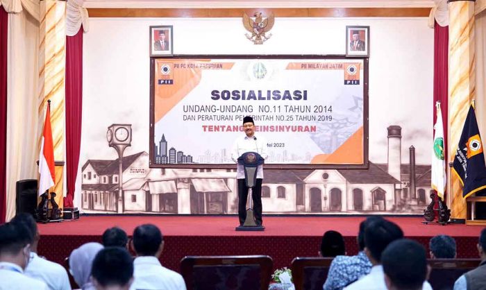 Wali Kota Pasuruan Sosialisasikan Pentingnya Sertifikasi Profesi Insinyur