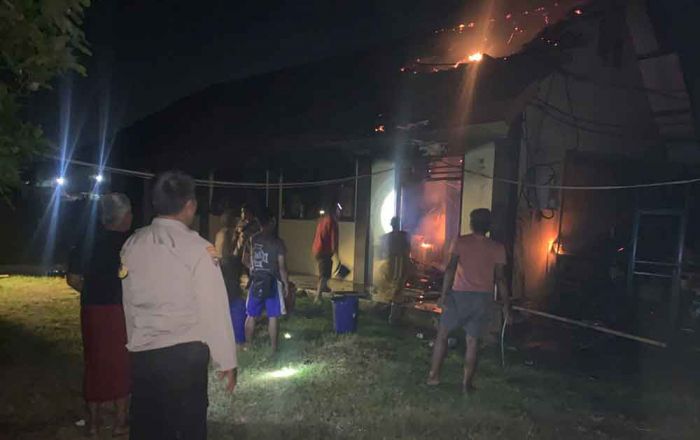 Ruang Kelas dan Gudang SMKN 1 Winongan Hangus Terbakar, Diduga Korsleting Ruang Kelas dan Gudang SMKN 1 Winongan Hangus Terbakar, Diduga Korsleting