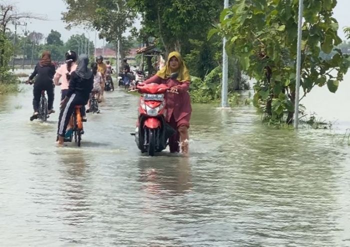 7 Desa di Kecamatan Rengel Tuban Terendam Banjir Luapan Bengawan Solo, Warga Enggan Dievakuasi