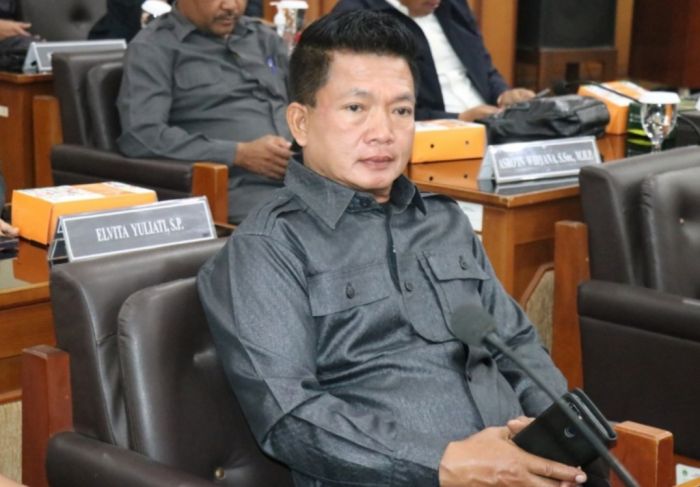 Isu Rolling Pimpinan dan AKD DPRD Gresik Menyeruak, Wongso Negoro: Golkar Nyantai