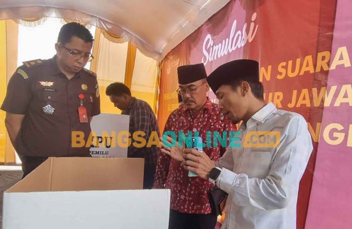 KPU Bangkalan Gelar Simulasi Pemungutan dan Penghitungan Suara Pilkada 2024