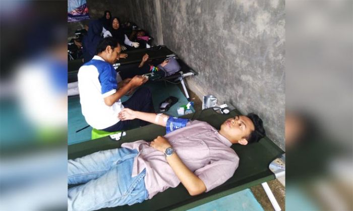 KKN 49 UTM di Desa Paterongan, Gelar Pemeriksaan Gula Darah Gratis Hingga Donor Darah