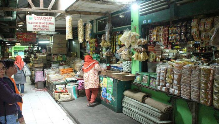Harga Sembako Jatim Selasa 15 Juli 2025: Tomat Rp24.432/kg, Minyak Goreng Curah Rp18.439/liter Harga Sembako Jatim Selasa 15 Juli 2025: Tomat Rp24.432/kg, Minyak Goreng Curah Rp18.439/liter