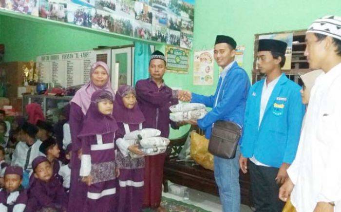 Pupuk Jiwa Sosial, Mahasiswa PMII Al Khoziny Sidoarjo Santuni Dhuafa dan Yatim