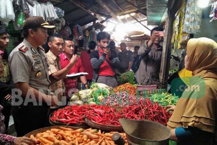 Jelang Ramadhan, Kapolres Bersama Pemkab Tuban Sidak Pasar