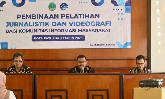 Tingkatkan SDM KIM, Diskominfotik Kota Pasuruan Gelar Pembinaan Pelatihan Jurnalistik - Videograf