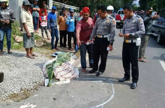 Kecelakaan Maut di Ngantang: Hendak Menyalip, Motor Disambar Bus Bagong dari Depan, 1 Tewas