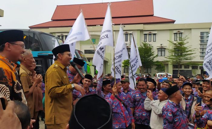 Gus Irsyad Berangkatkan Ratusan Anggota PPDI ke Jakarta, Bawa Aspirasi Tolak 9 Tahun Jabatan Kades