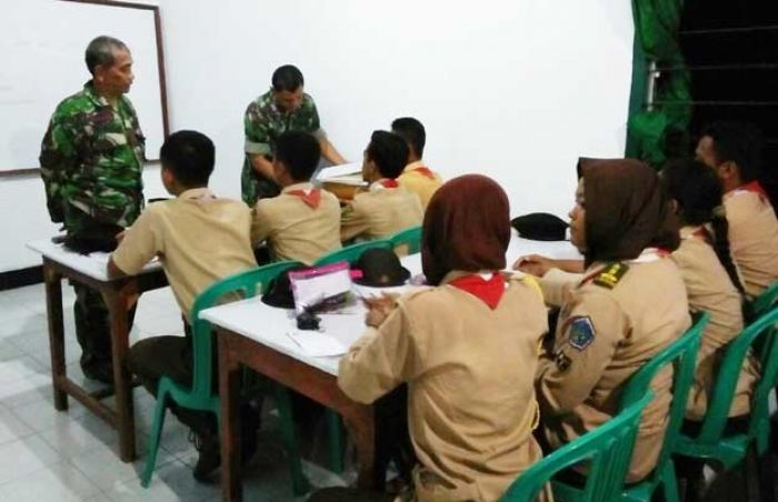 Saka Wira Kartika Koramil Badegan Dikenalkan Navigasi Darat