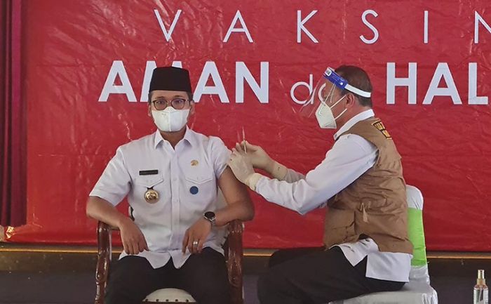 Bupati Bersama Anggota Forkopimda Bangkalan Lakukan Vaksinasi Tahap Kedua