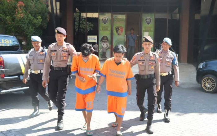 Polisi Tangkap Dua Pelaku Curanmor di Makam Klagen Sukodono