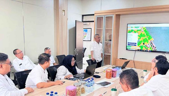 Kantah Kabupaten Pasuruan Ikuti Rapat dengan Kanwil BPN Jatim, Bahas Sertifikat Tanah di Atas Laut