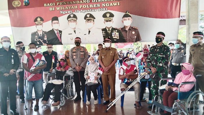 Puluhan Penyandang Disabilitas Ikuti Vaksinasi Massal Polres Ngawi