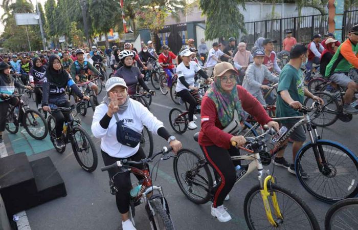 Bahagia Bersama Lewat Olahraga, Pemkot Kediri Gelar Fun Bike