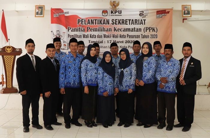 KPU Kota Pasuruan Lantik dan Ambil Sumpah Anggota PPK untuk Pilwali 2020