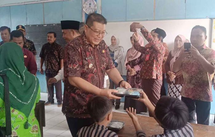 Dukung Program Presiden Prabowo, Pemkab Malang Uji Coba Makan Bergizi Gratis