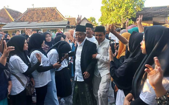 Kampanyekan Paslon Mubarok di Kemlagi, Kiai Asep Beberkan 4 Program Makmur