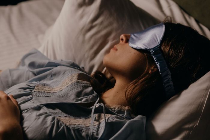 Benarkah Kurang Tidur Dapat Turunkan Daya Ingat? Simak Penjelasannya