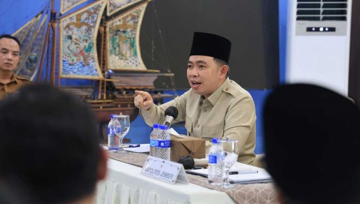 Ekonomi Jember Tumbuh Tertinggi, PAD Naik 36 Persen Tanpa Beban Pajak