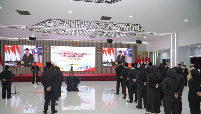 Lantik 17 Pejabat Fungsional, Sekjen Kementerian ATR/BPN Dorong Layanan Pertanahan Profesional