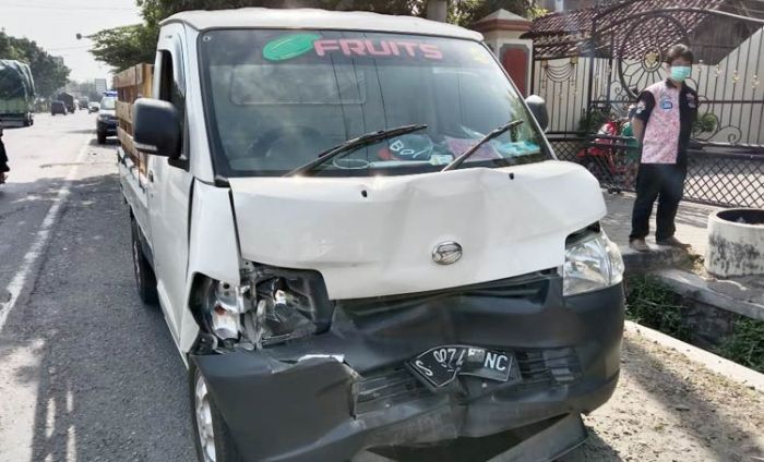 Lima Kendaraan Terlibat Kecelakaan Beruntun di Jombang