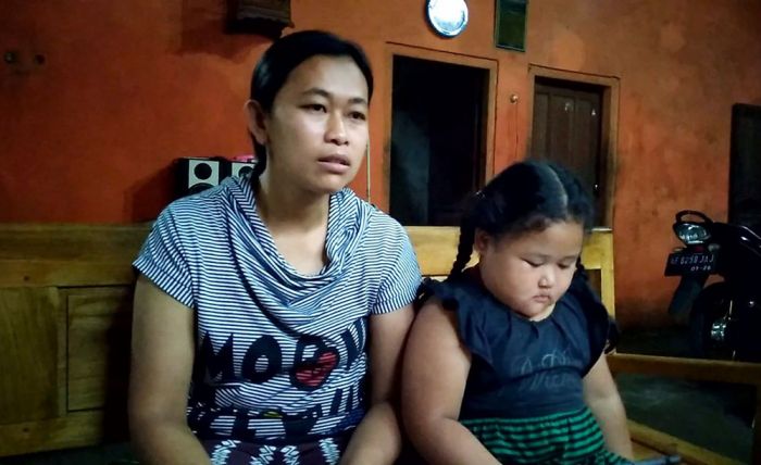 ATM Penerima PKH di Ngawi ini Dibawa Ketua Kelompok, 2 Tahap Enggan Terima Bantuan Akibat Diejek
