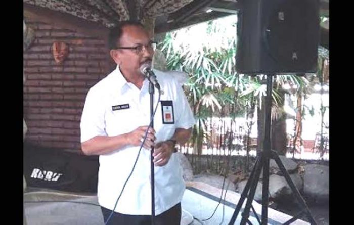 Halal Bihalal Sekaligus Pelepasan Dua Camat Halal Bihalal Sekaligus Pelepasan Dua Camat