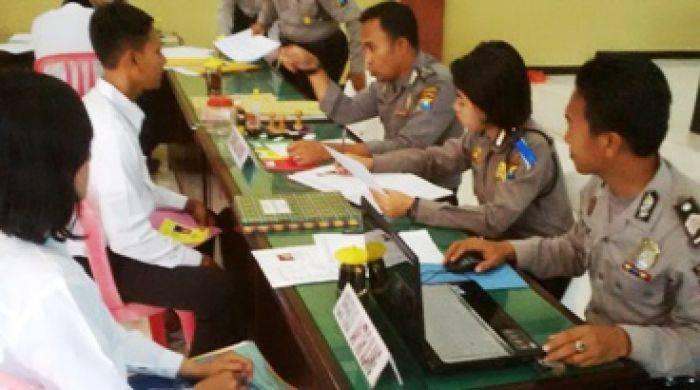 Calon Polisi Serbu Mapolres Lamongan