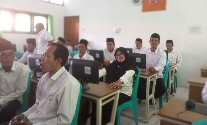 179 Penyuluh Agama Islam di Lamongan Ikuti CAT