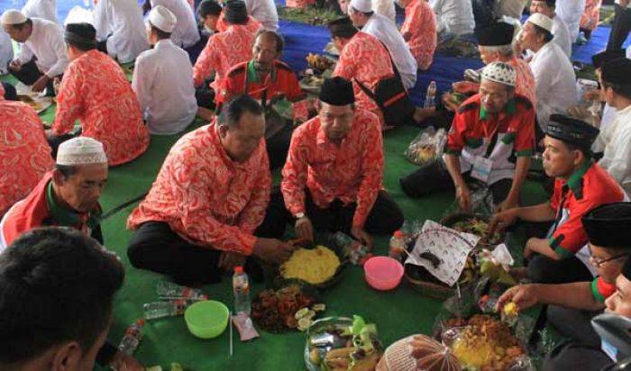 Mensos Dijadwalkan Hadiri Kenduri Maulid: Suguhkan 5000 Layah, Diselingi Gunungan Onde-onde 3 Meter