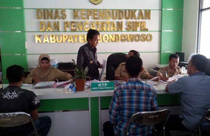 Kehabisan Stok Blanko, Dispendukcapil Bondowoso Terbitkan Surat Keterangan Pengganti e-KTP