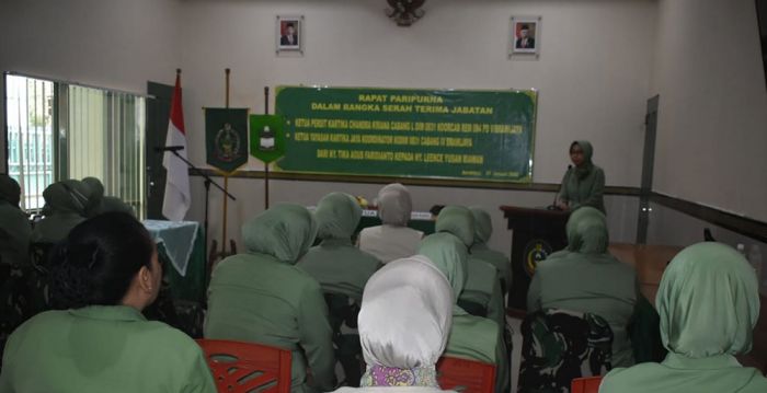Sertijab, Leence Yusan Riawan Pimpin Persit KCK Cabang L Kodim 0831/Surabaya Timur