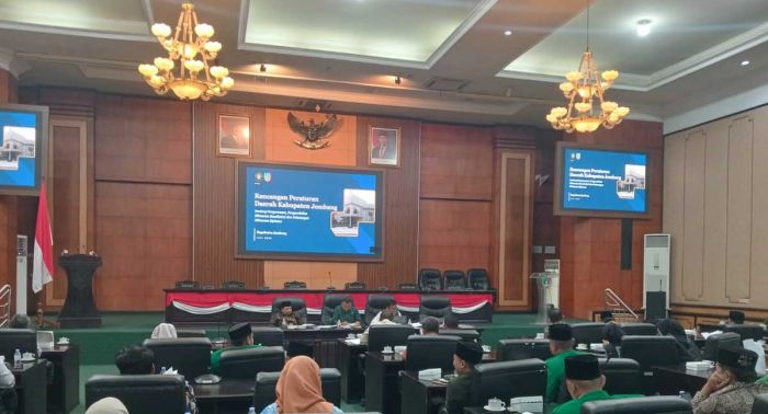 DPRD Jombang Bahas Raperda Pengawasan Minuman Beralkohol