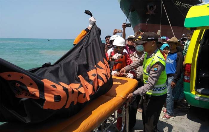 Dua Jenazah Korban KM Cahaya Bahari Jaya yang Tenggelam Kembali Ditemukan di Perairan Pamekasan