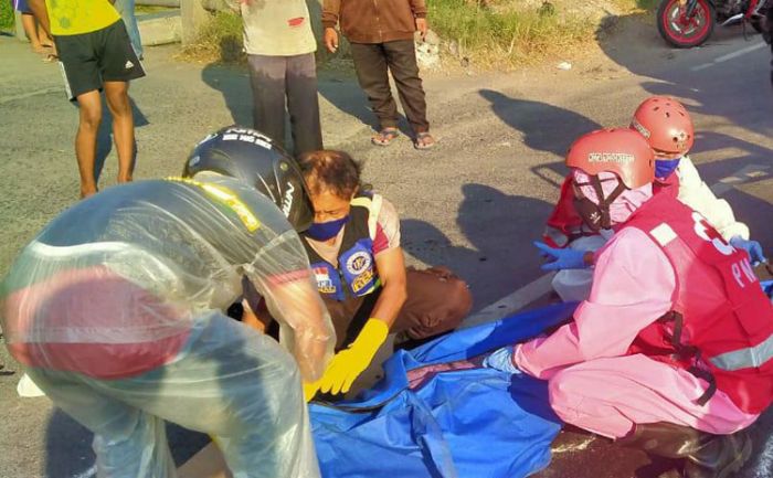 Warga Balongbendo Ditemukan Tewas dengan Usus Terburai